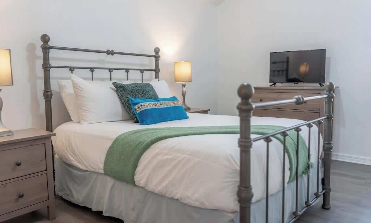 Photo of Bedroom in Davenport