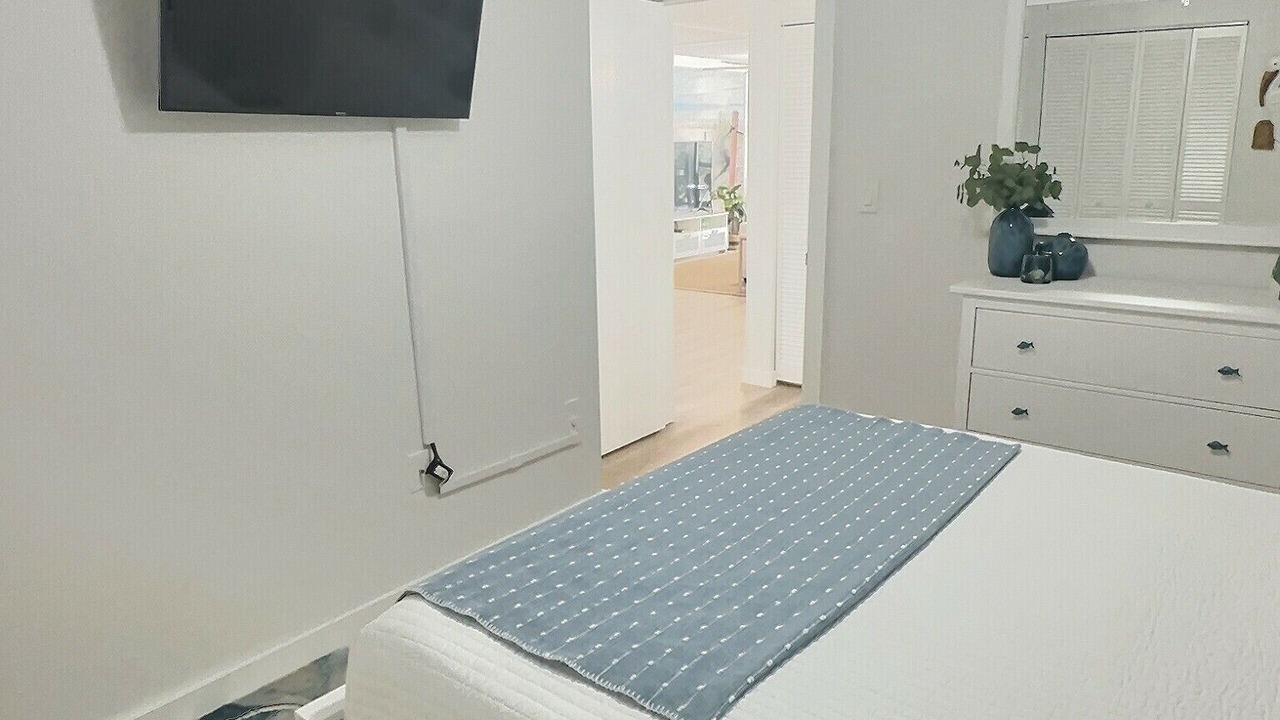 Photo of Bedroom in Gulf Gate Estates