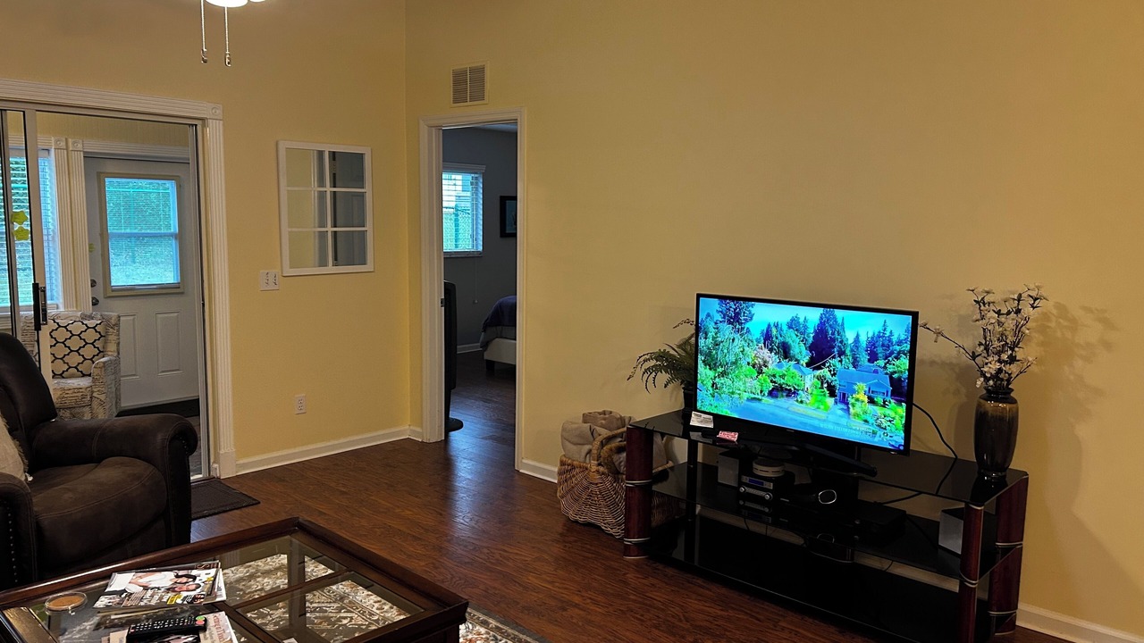 Photo of Livingroom in Fellowship