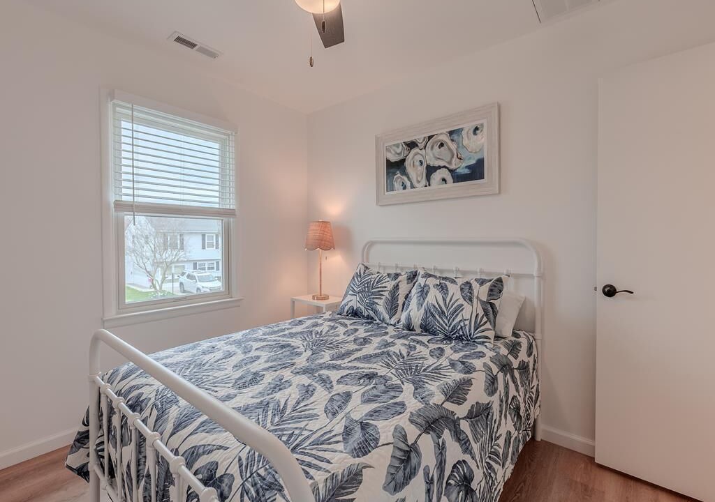 Photo of Bedroom in Town Bank