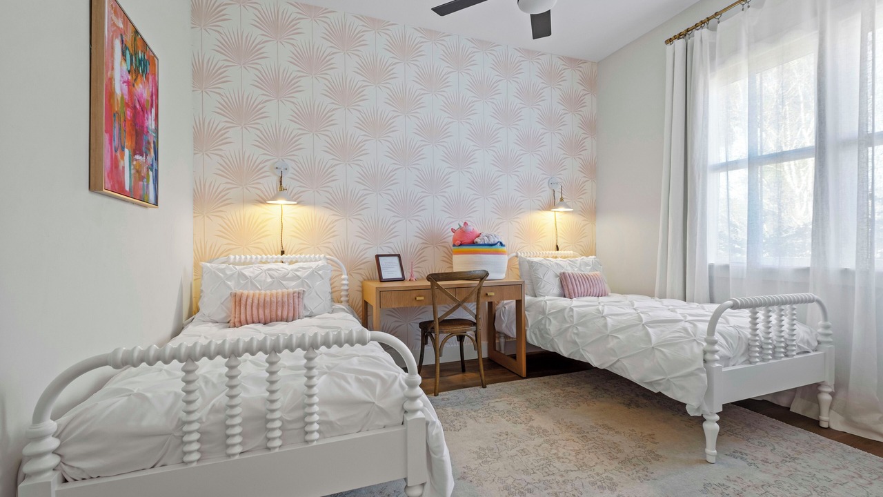 Photo of Bedroom in Newberry