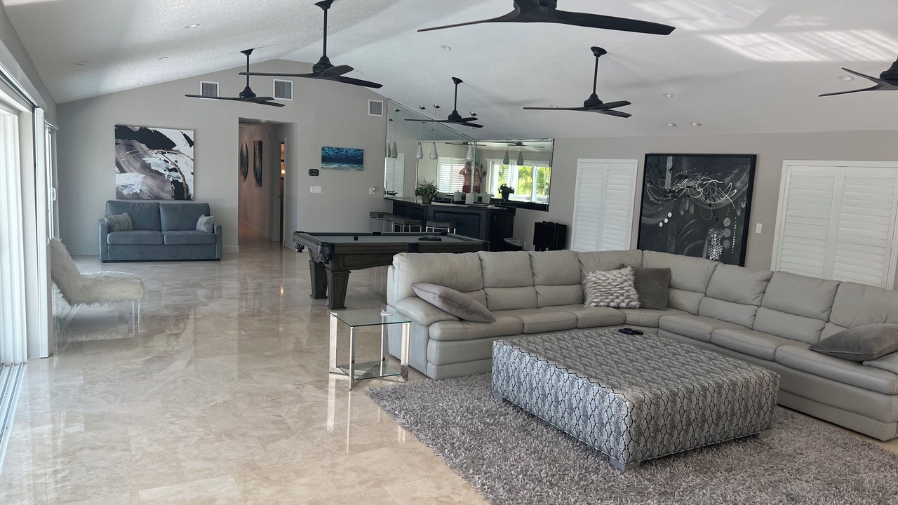 Photo of Livingroom in Cocoa Isles Country Club