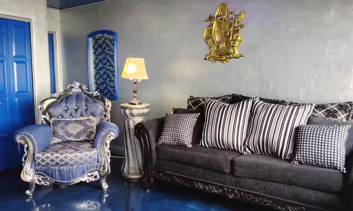 Photo of Livingroom in Bostwick Park