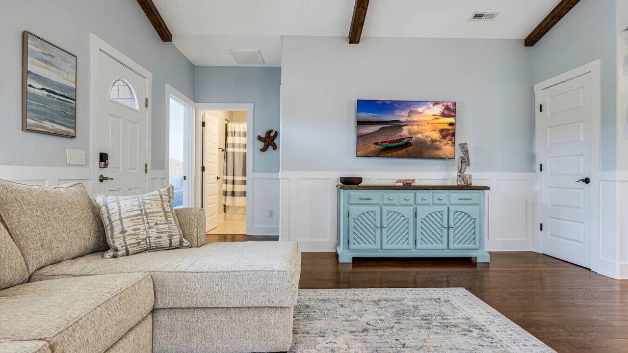 Photo of Livingroom in Tranquil Harbour