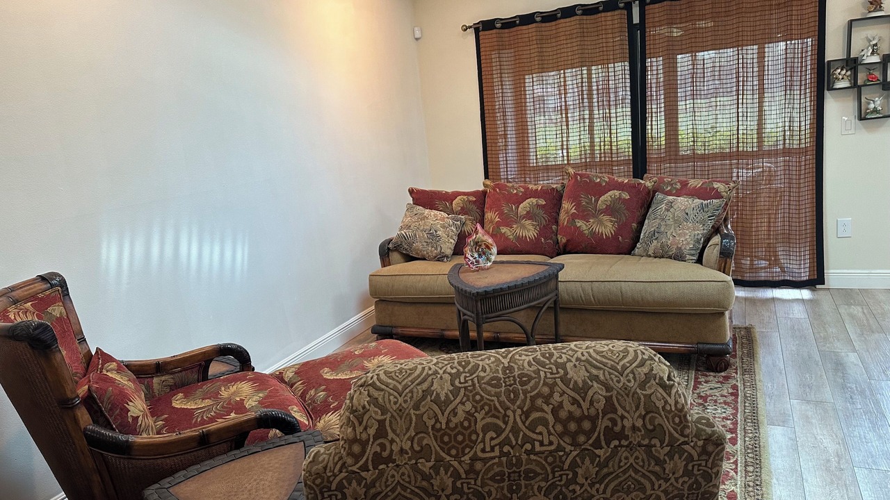 Photo of Livingroom in Trailer Estates