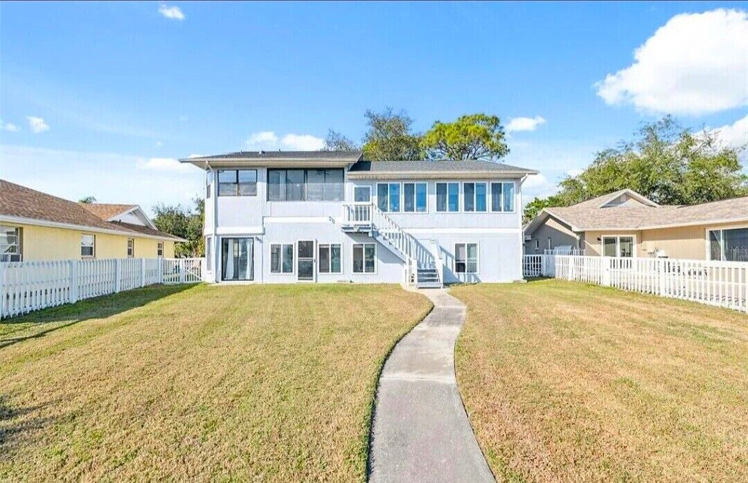 Photo of Outdoor in Woodlands