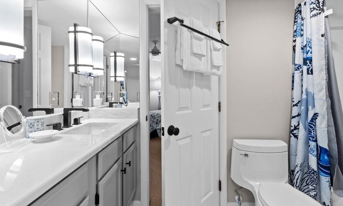 Photo of Bathroom in Litchfield by the Sea