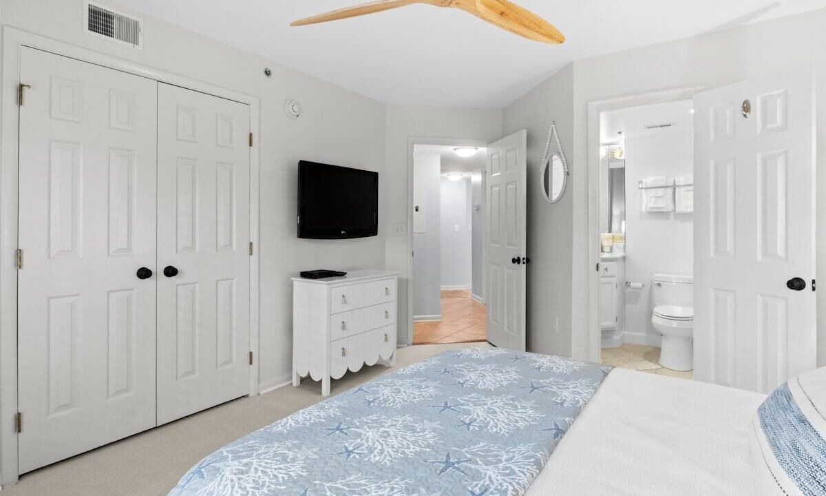 Photo of Bedroom in Litchfield by the Sea