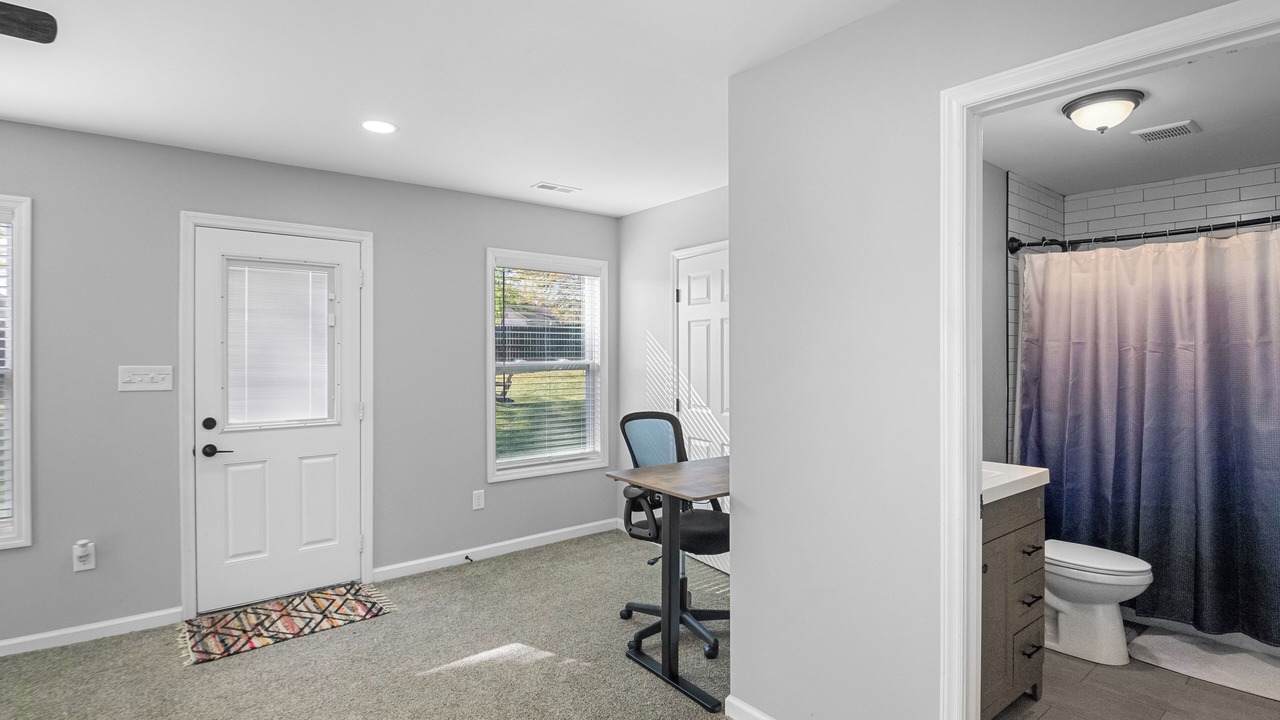 Photo of Bathroom in City View