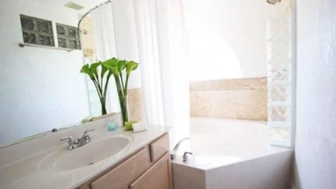 Photo of Bathroom in Highlands Reserve