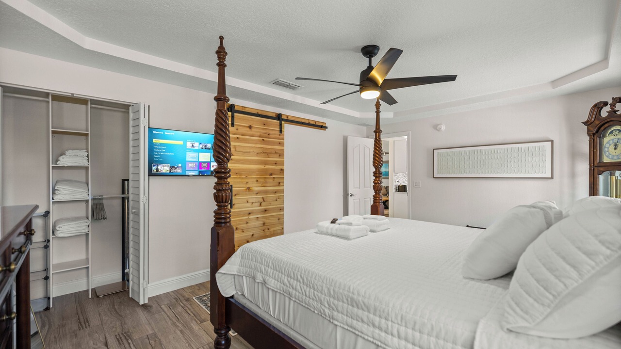 Photo of Bedroom in Historic District