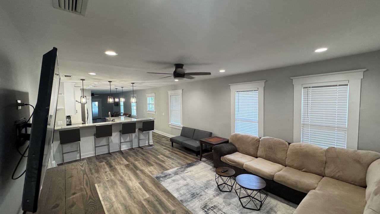 Photo of Livingroom in Riverside Heights