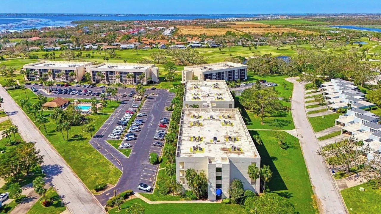 Photo of Outdoor in Trailer Estates