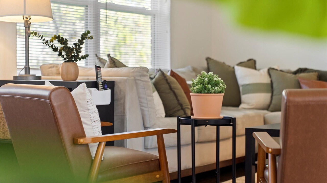Photo of Livingroom in Lakewood