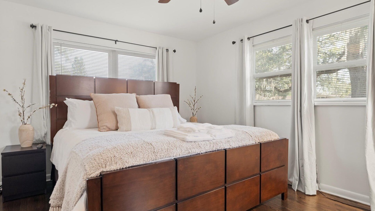 Photo of Bedroom in Lakewood