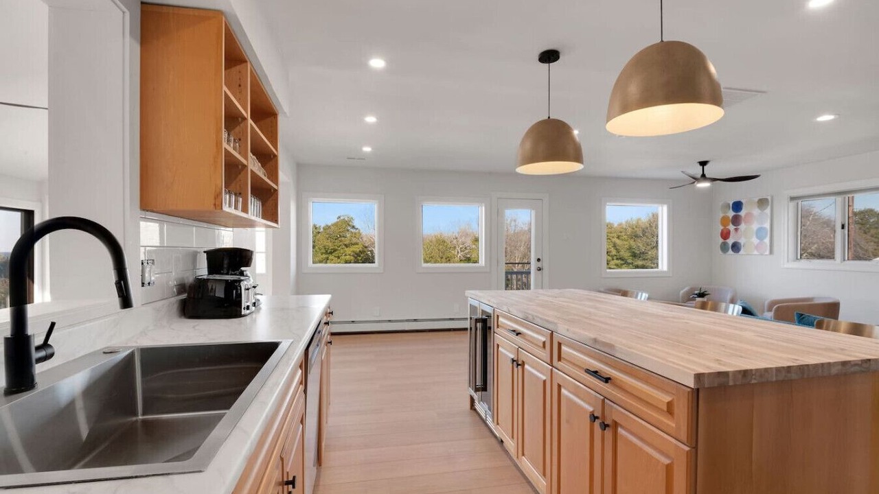Photo of Kitchen in Town Bank