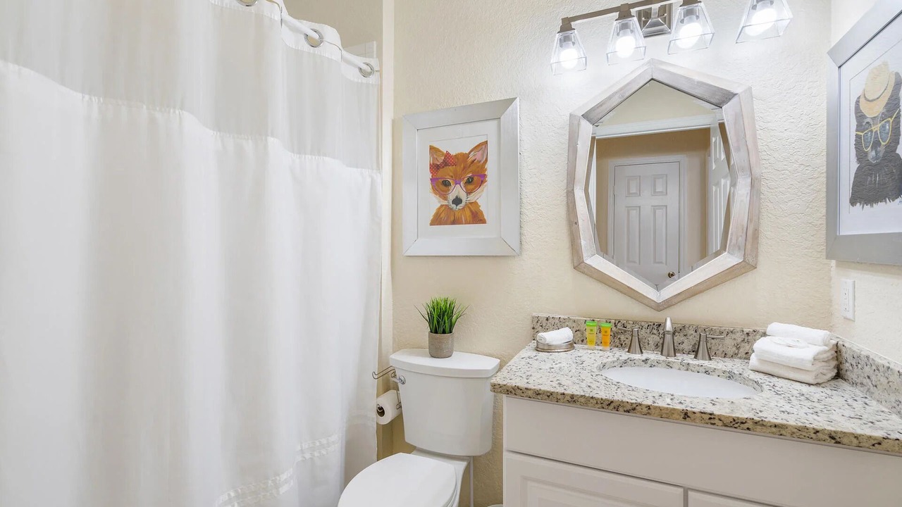 Photo of Bathroom in Bay Lake