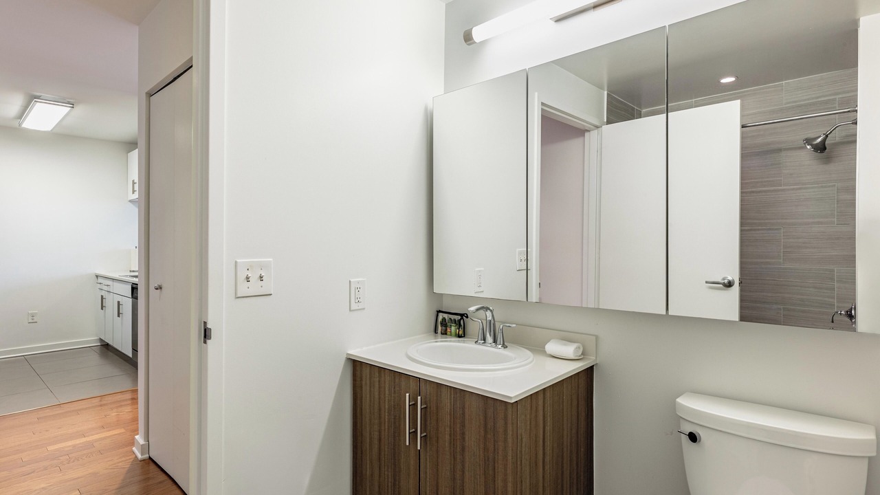 Photo of Bathroom in Downtown Jersey City