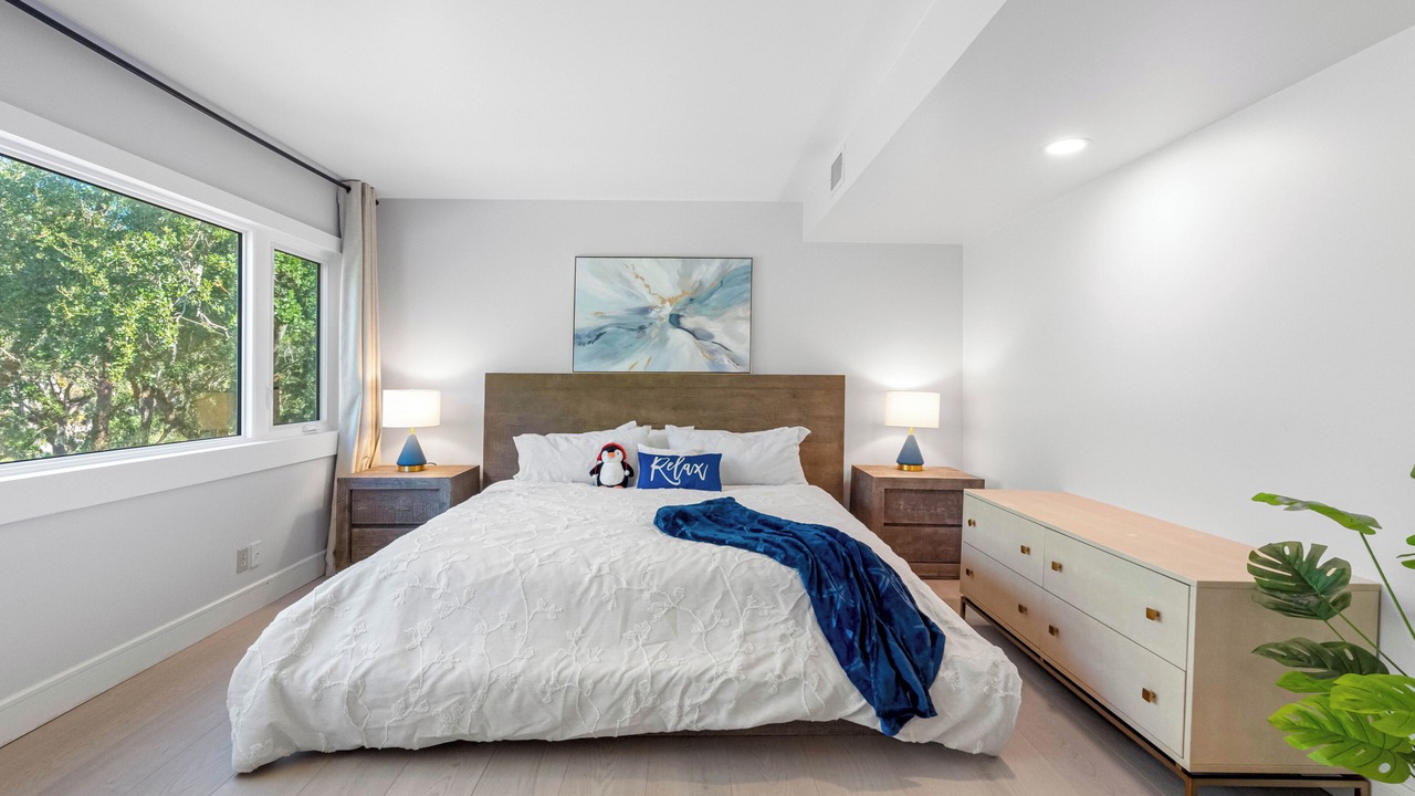 Photo of Bedroom in Oldsmar