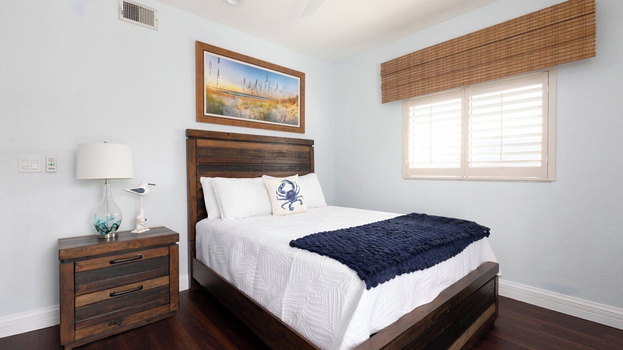 Photo of Bedroom in Sunset Beach