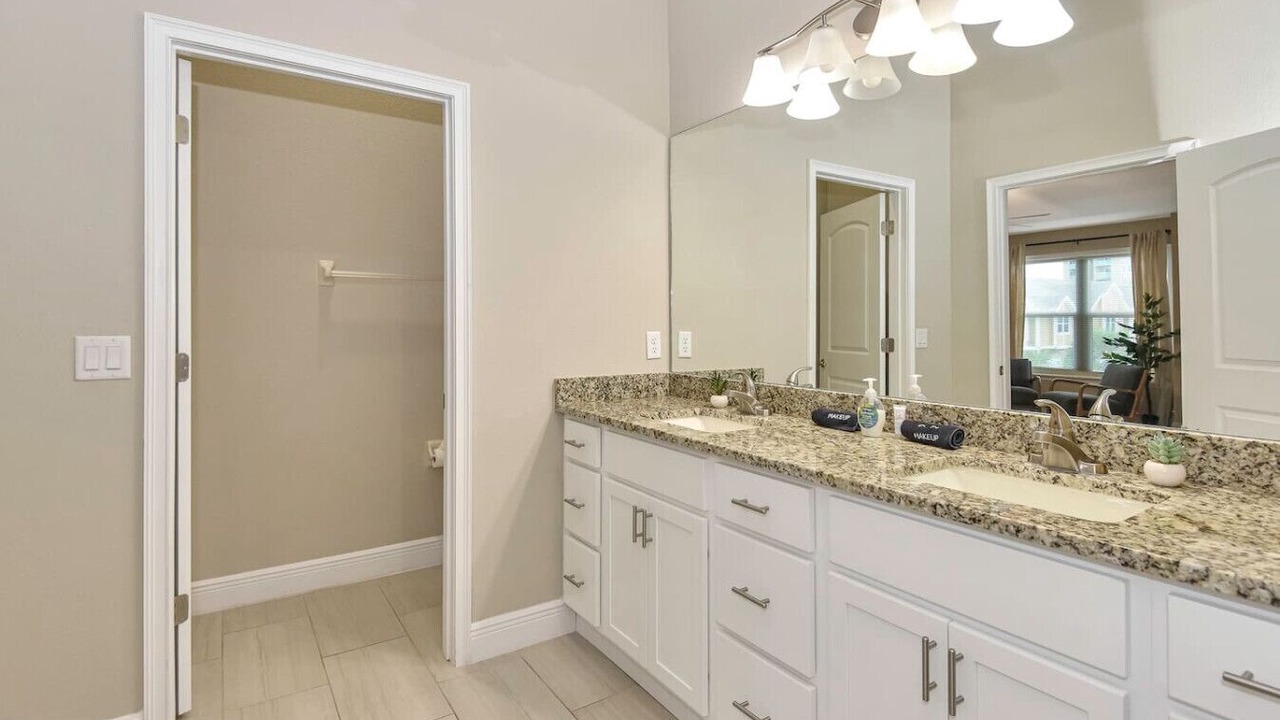 Photo of Bathroom in Mcelroys Belleview