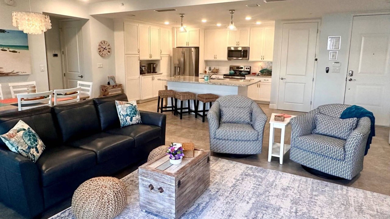 Photo of Livingroom in Whitney Beach