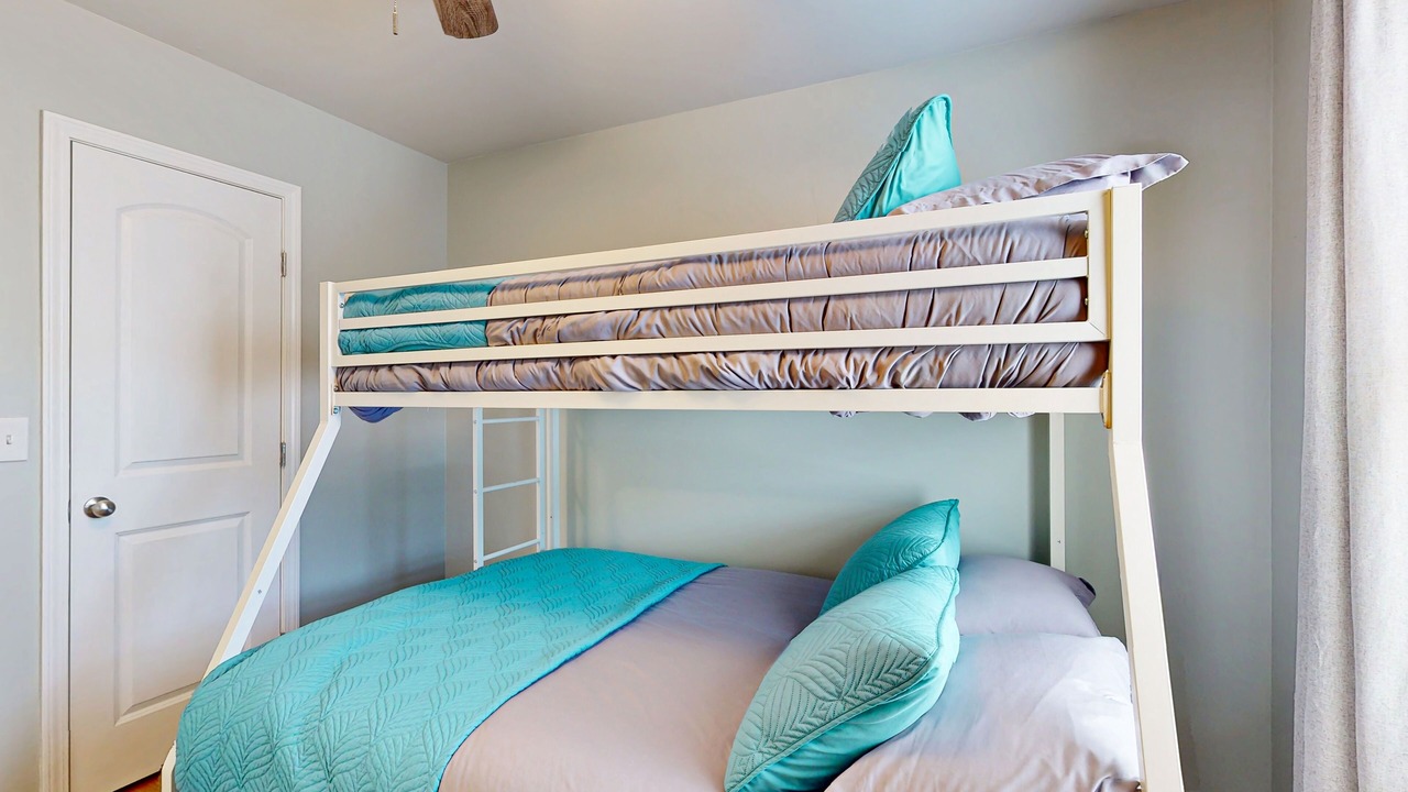 Photo of Bedroom in Sunset Beach