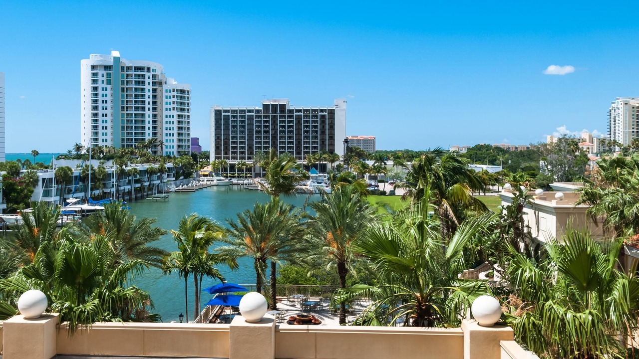 Photo of Outdoor in Gulf Gate Estates