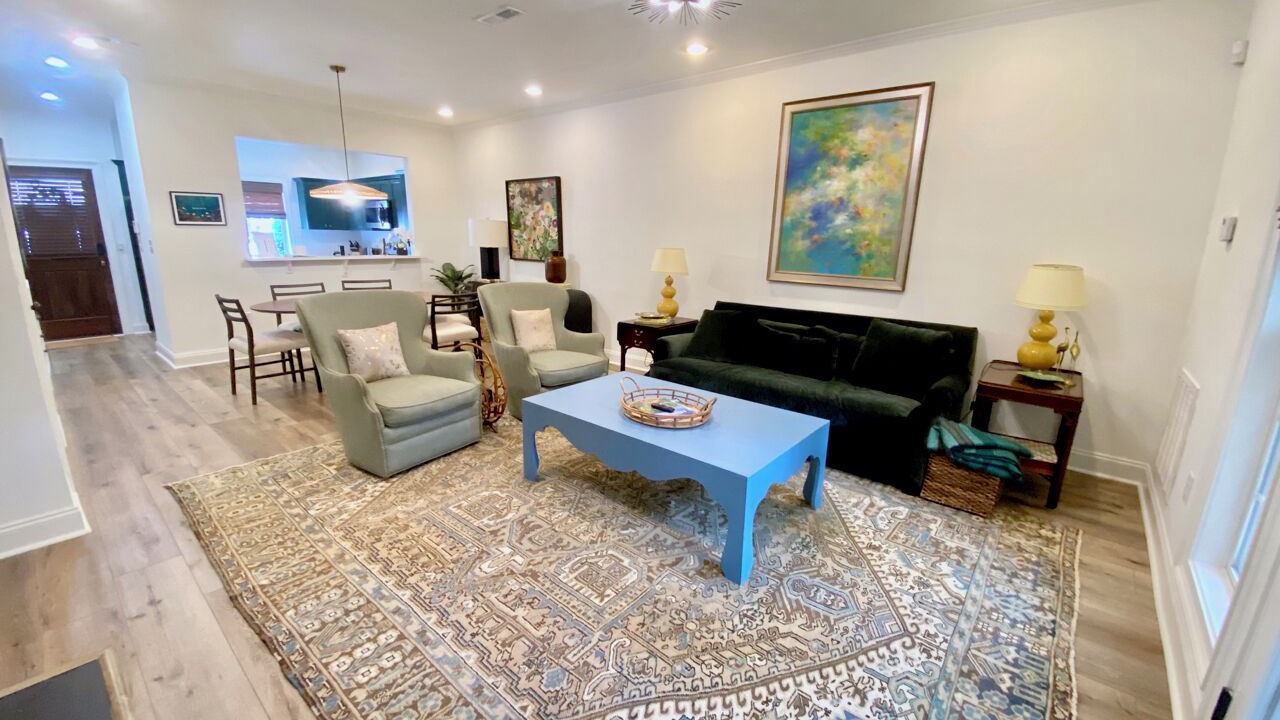 Photo of Livingroom in Greenville Downtown