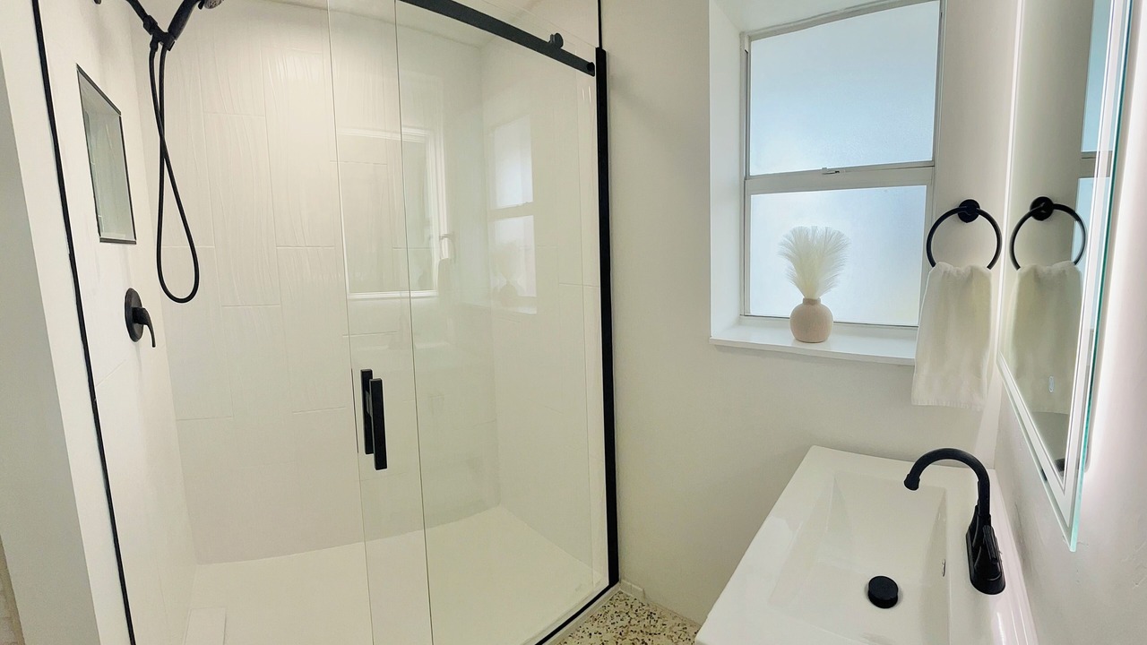 Photo of Bathroom in River District