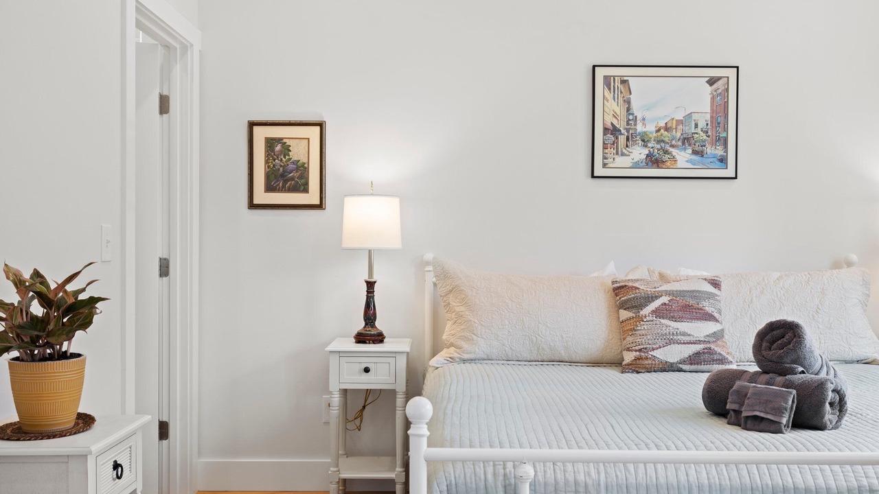 Photo of Bedroom in Hendersonville