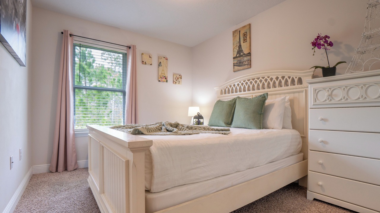 Photo of Bedroom in Thomas Drive