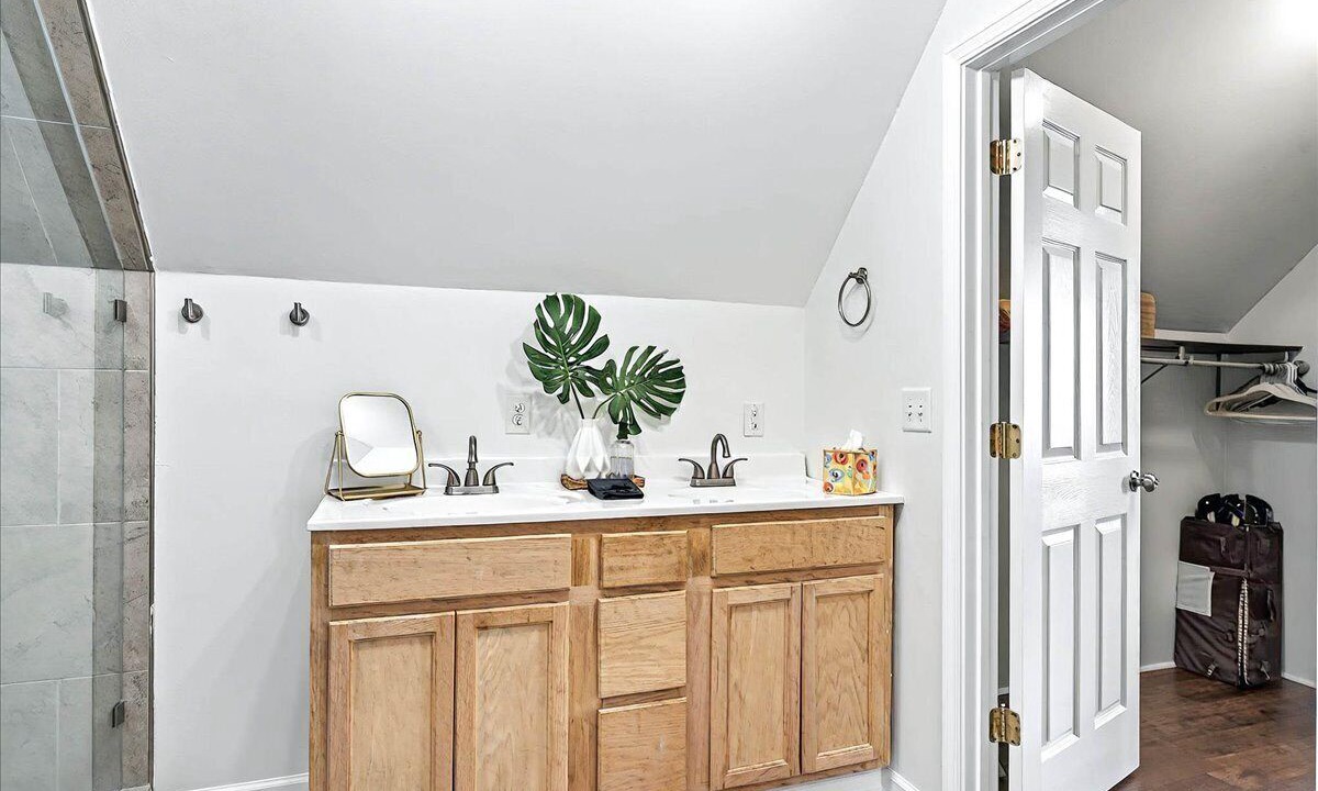 Photo of Bathroom in Tranquil Harbour
