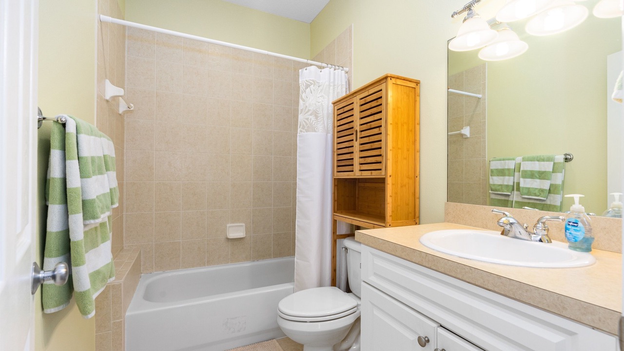 Photo of Bathroom in New Smyrna Beach