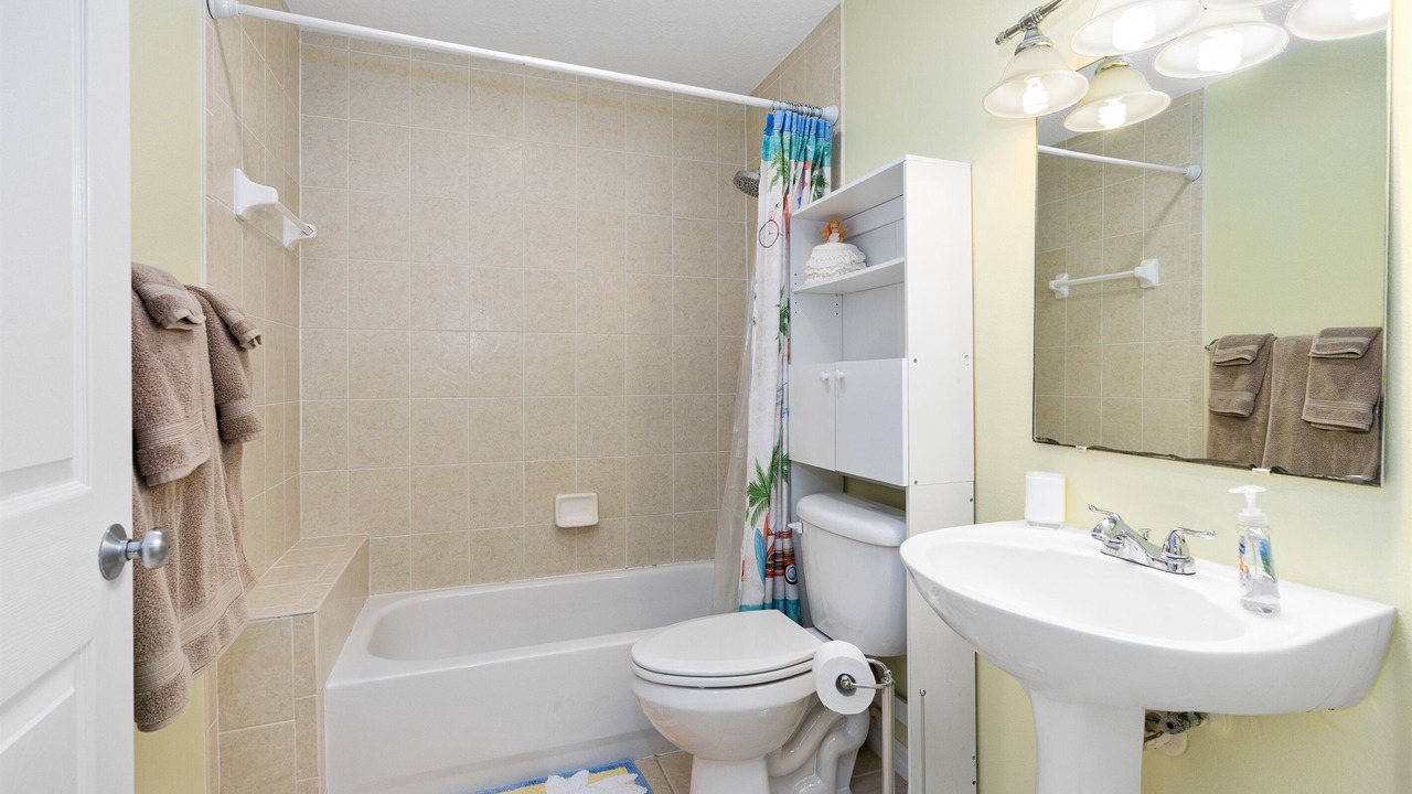 Photo of Bathroom in New Smyrna Beach
