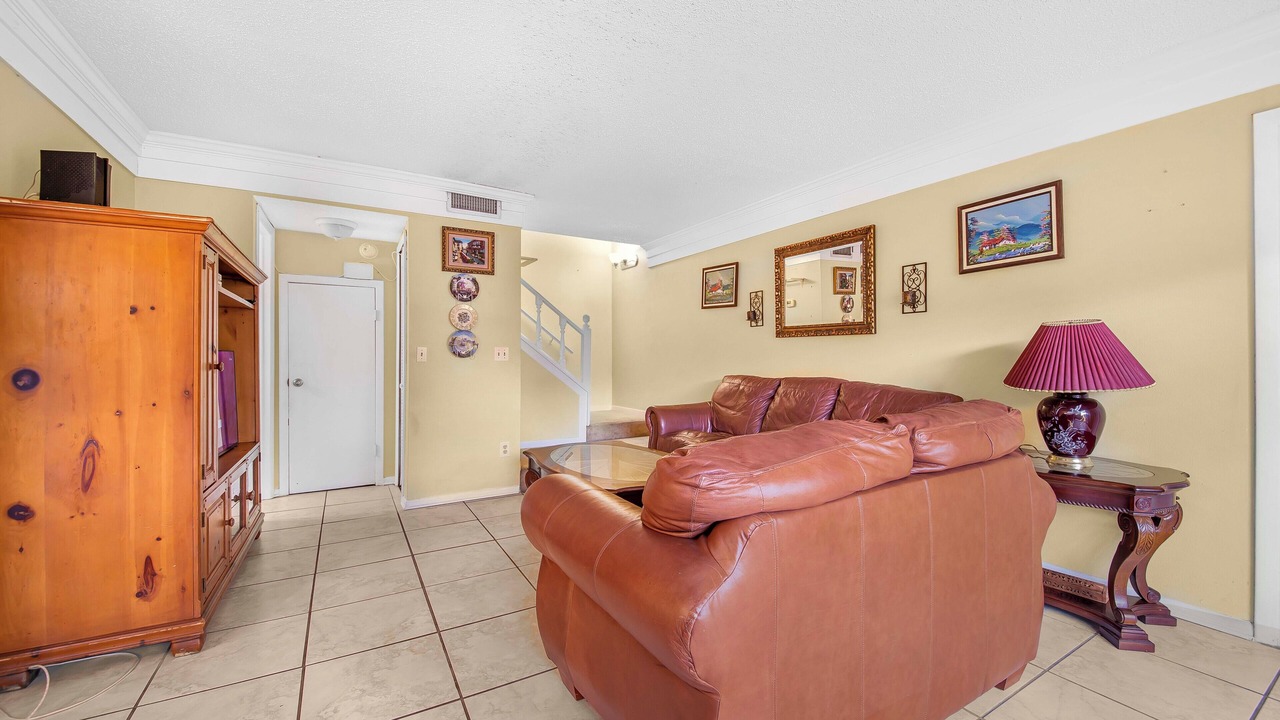 Photo of Livingroom in Temple Terrace