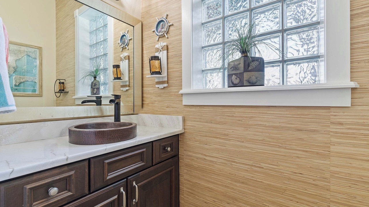 Photo of Bathroom in North Causeway