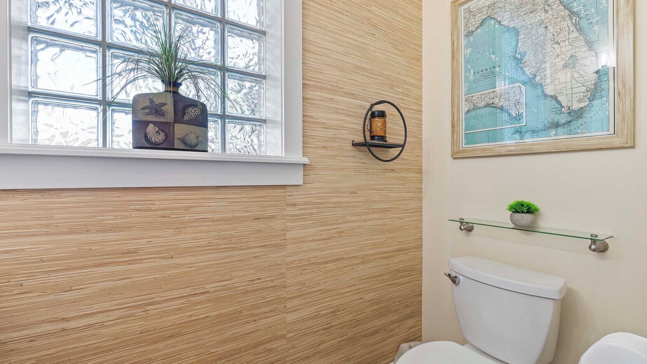 Photo of Bathroom in North Causeway