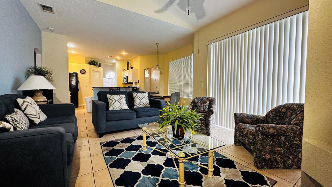 Photo of Livingroom in Highlands Reserve