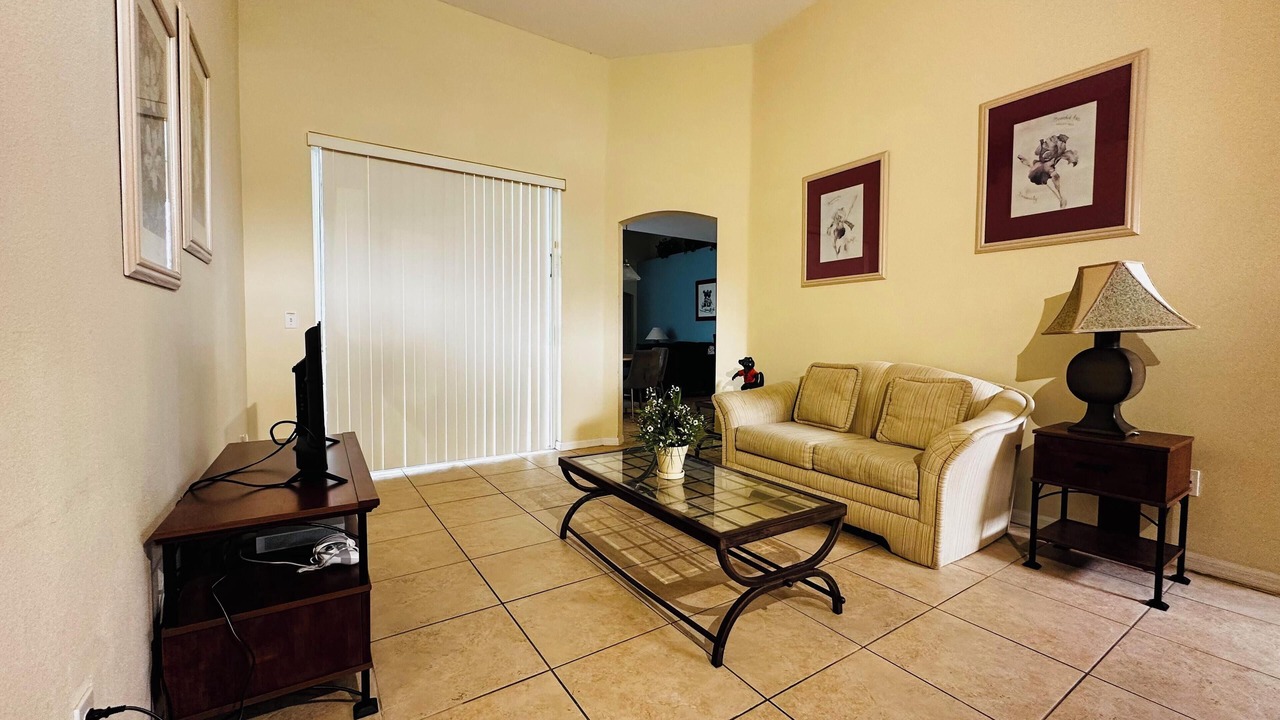 Photo of Livingroom in Highlands Reserve