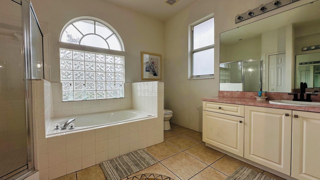 Photo of Bathroom in Highlands Reserve