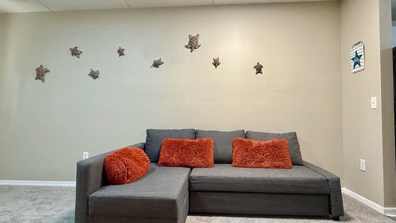 Photo of Livingroom in Hopkins Fitch Grant
