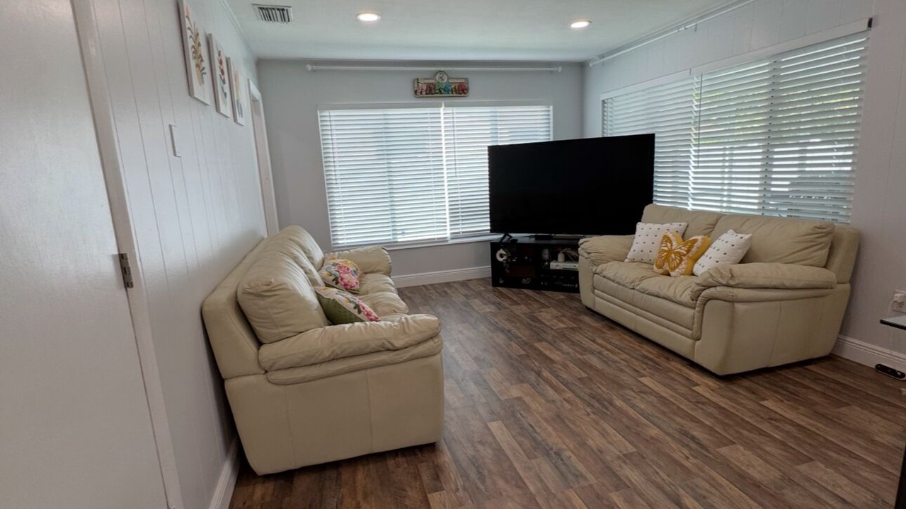 Photo of Livingroom in Clearwater