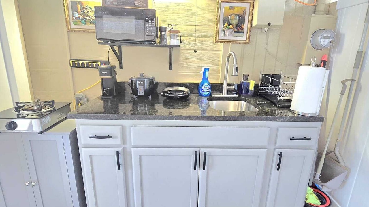 Photo of Kitchen in West Lealman