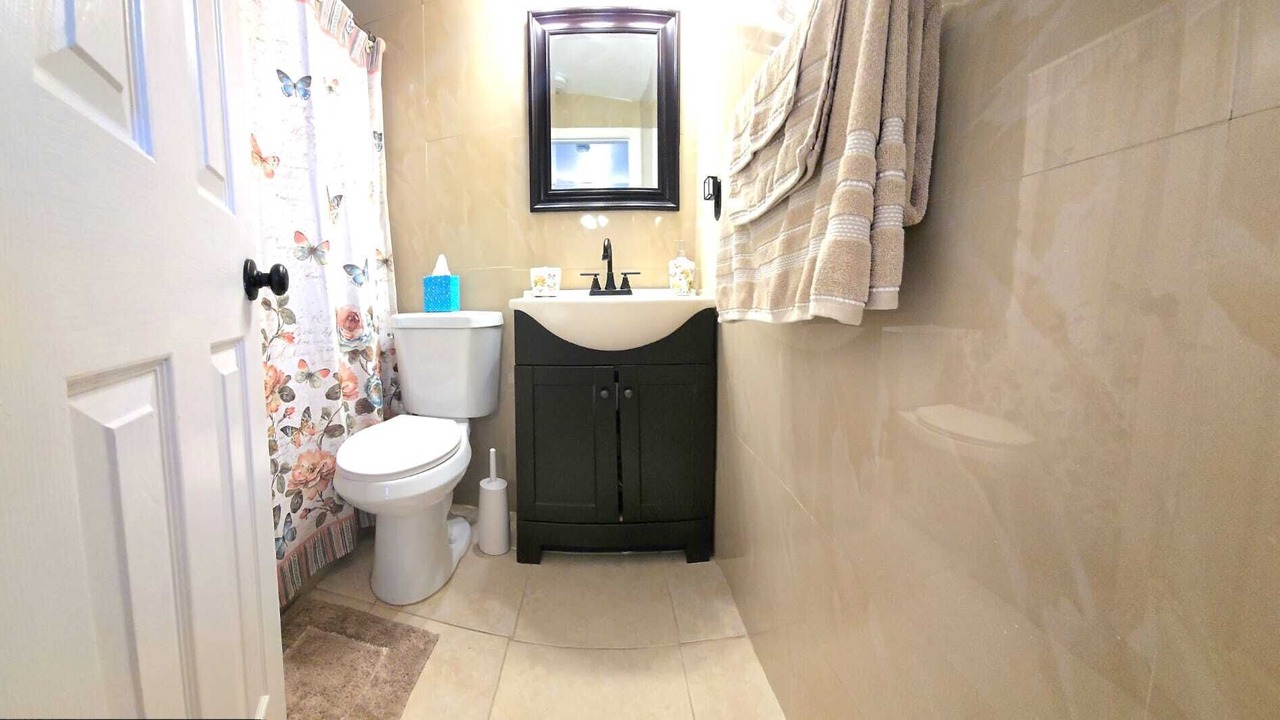 Photo of Bathroom in West Lealman