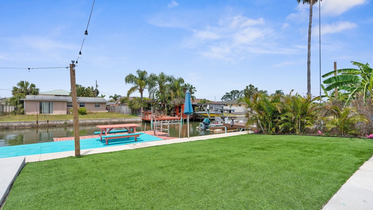 Photo of Outdoor in Hudson Beach Estates