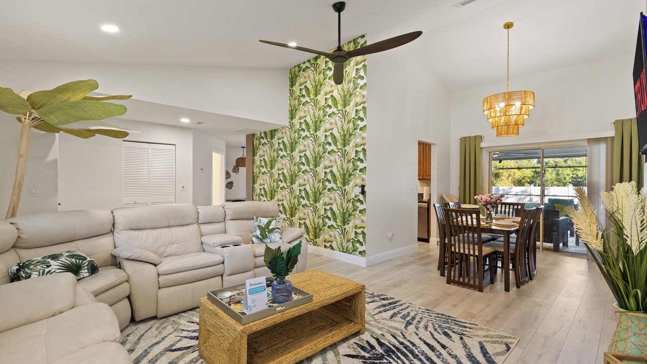 Photo of Livingroom in Palm Harbor
