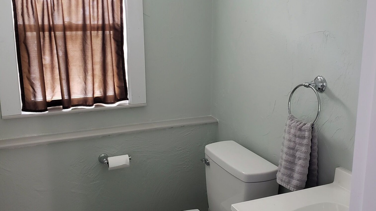 Photo of Bathroom in Allandale