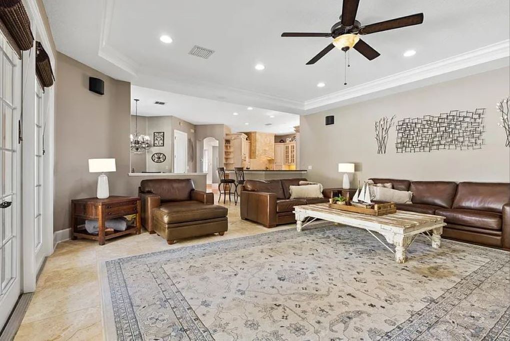Photo of Livingroom in Tierra Verde
