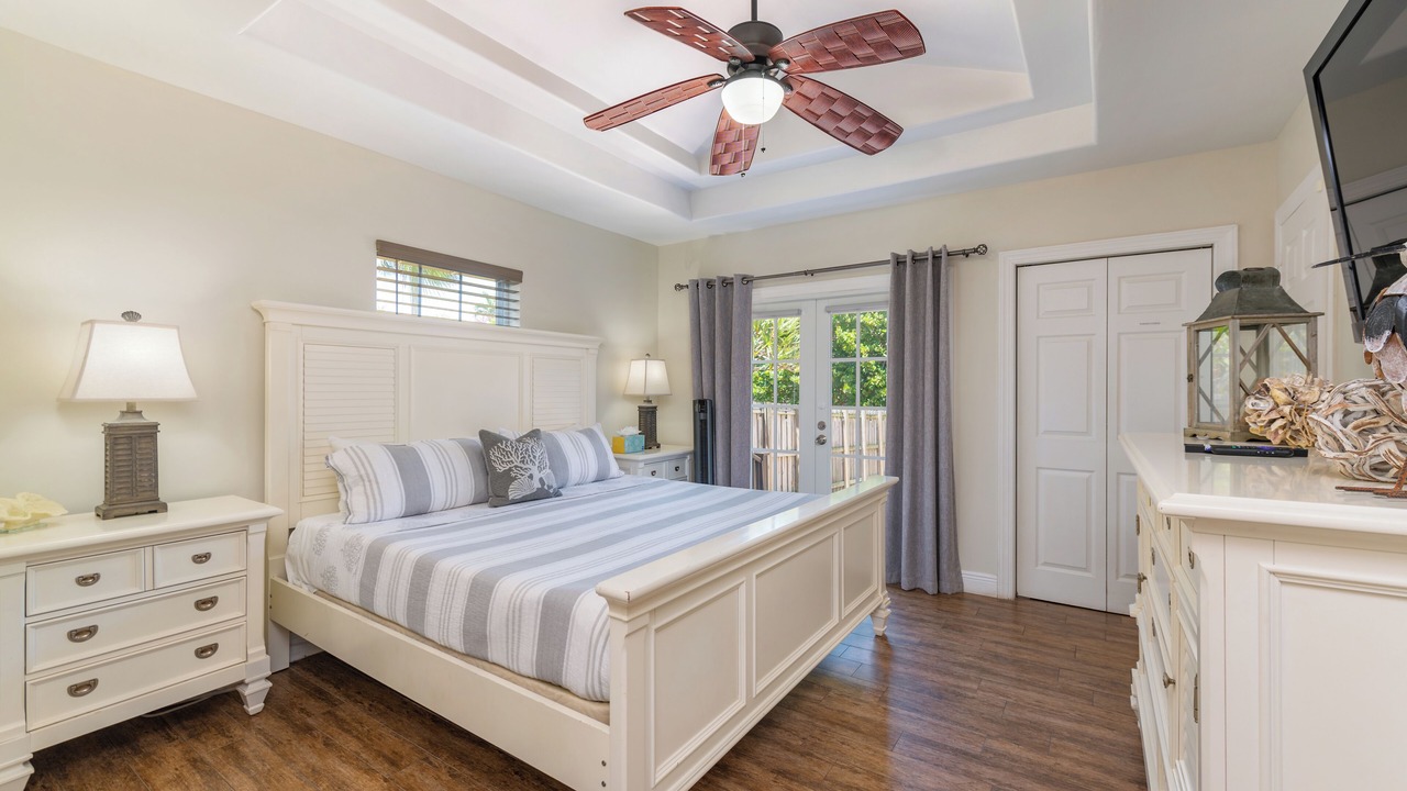 Photo of Bedroom in Survey Creek